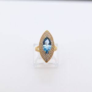 Anillo con piedra azul